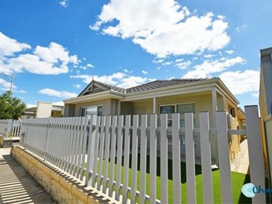 25 Tallering Way, Golden Bay WA 6174