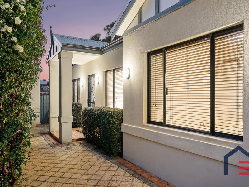 124b Tenth Avenue, Inglewood
