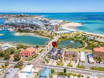 2 Dolphin Drive, Mandurah WA 6210