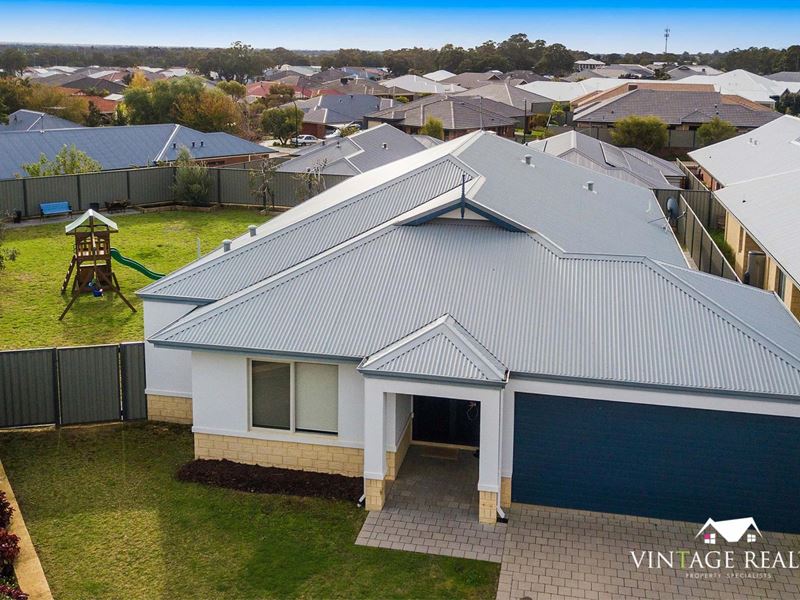 11 Magazine Link, Byford