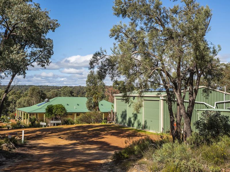 24 Ghost Gum Ridge, Chittering