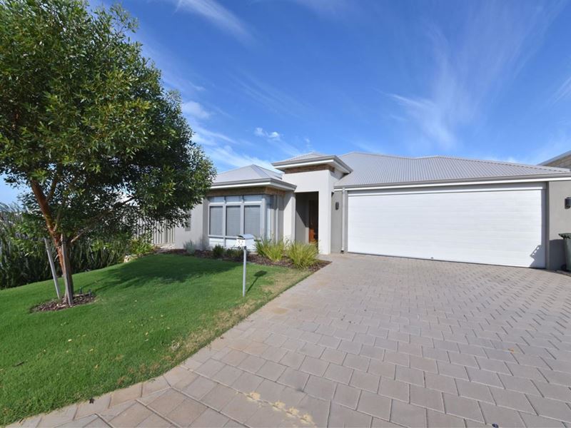 52 Danforth Cres, Alkimos WA 6038