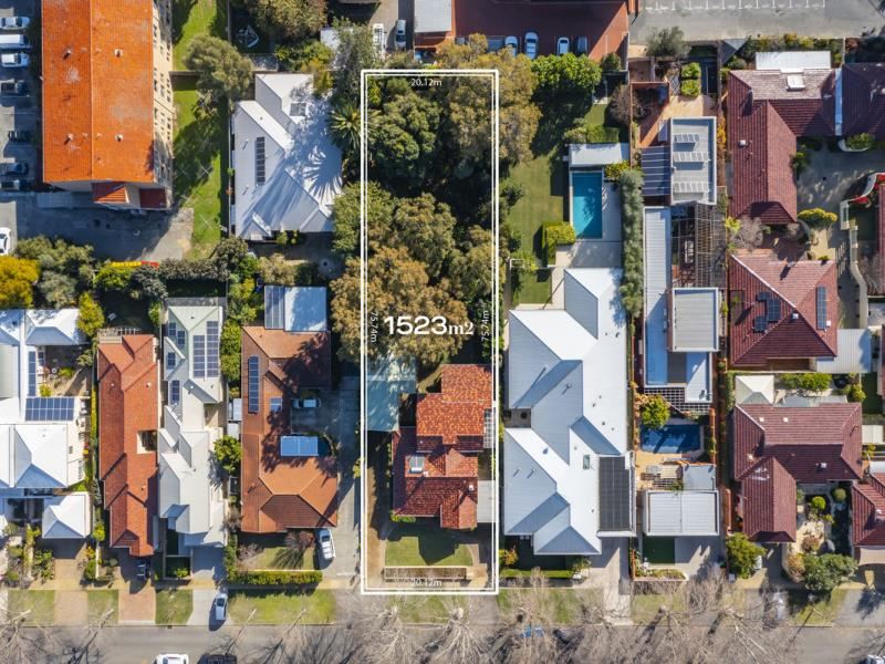 15 Hammond Road, Claremont
