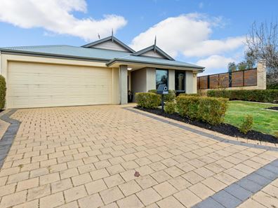 14 Nankeen Elbow, Beeliar WA 6164