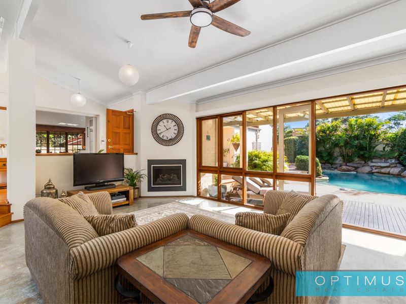 3 Boscastle Ave, City Beach WA 6015