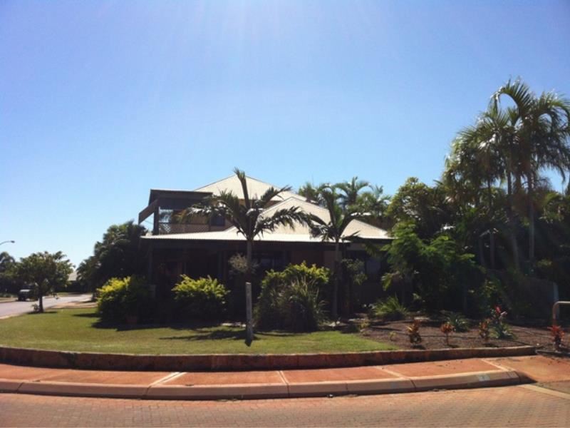 2 Celtic Loop, Cable Beach