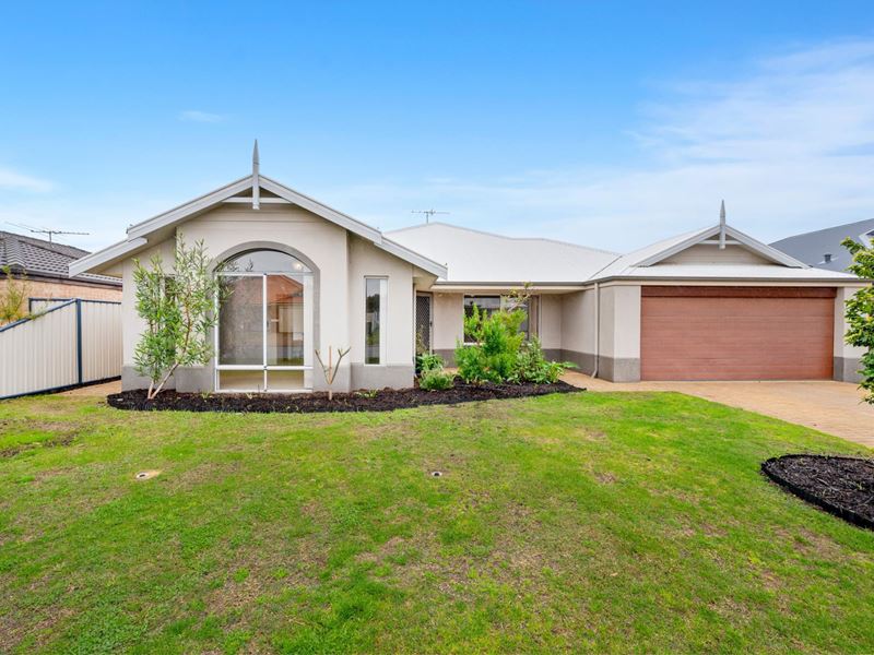 9 Finchley Avenue, Meadow Springs
