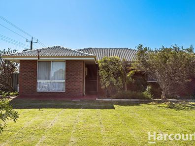 1a Scrivener Place, Halls Head WA 6210