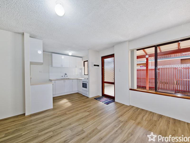 35/33 Farina Drive, Yokine