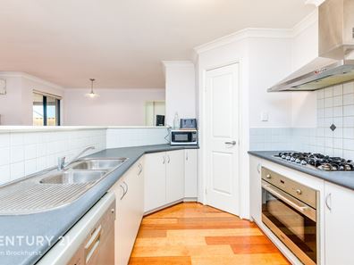 9b Acapulco Way, Southern River WA 6110