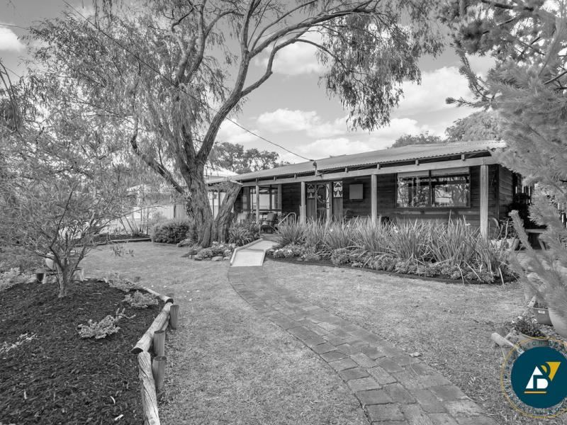 8 Newtown Beach Road, Abbey