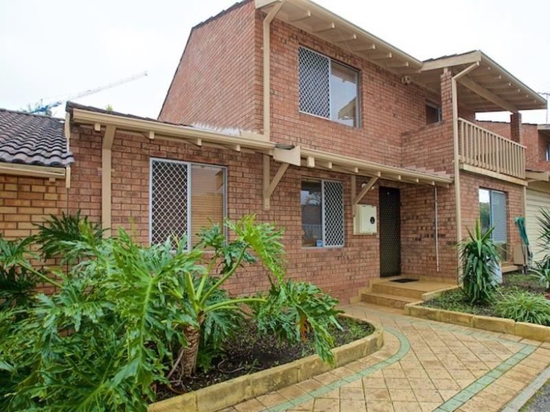 4/11 Hastings Street, Scarborough
