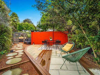 1/282 Ravenscar Street, Doubleview WA 6018