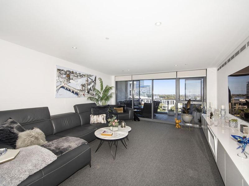 708/96 Bow River Crescent, Burswood