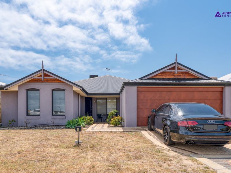 5 Kinsale Bend, Port Kennedy WA 6172