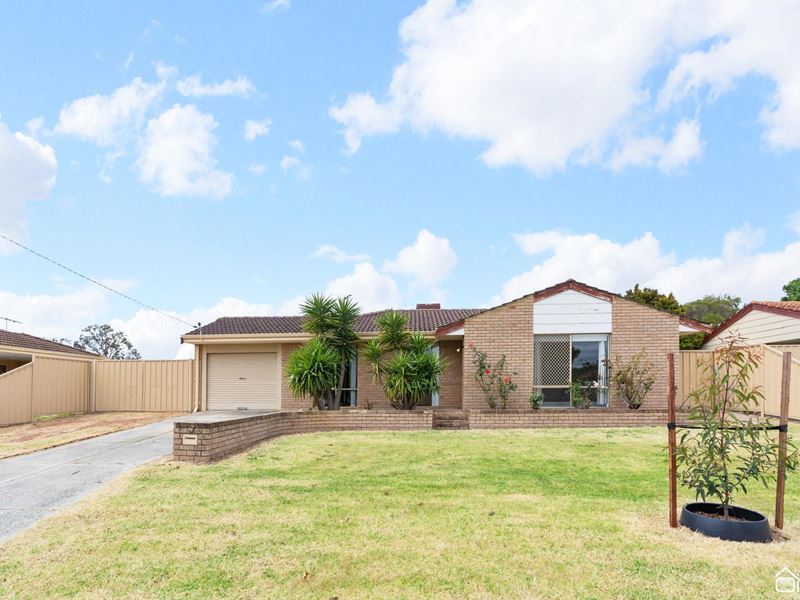 5 Craigie Place, Seville Grove WA 6112