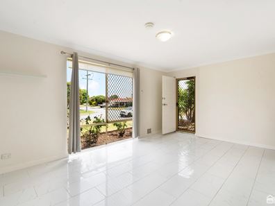 5 Craigie Place, Seville Grove WA 6112