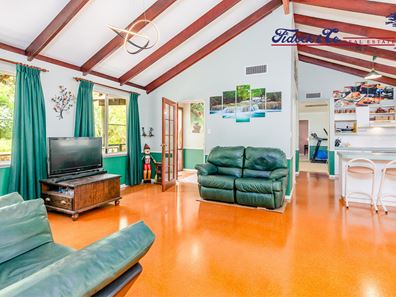 60A Croyden Road, Roleystone WA 6111