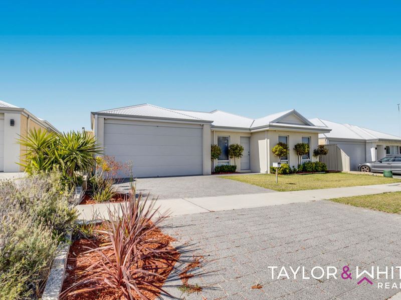 4 Summerhome Parade, Yanchep WA 6035