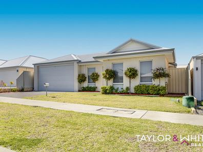 4 Summerhome Parade, Yanchep WA 6035