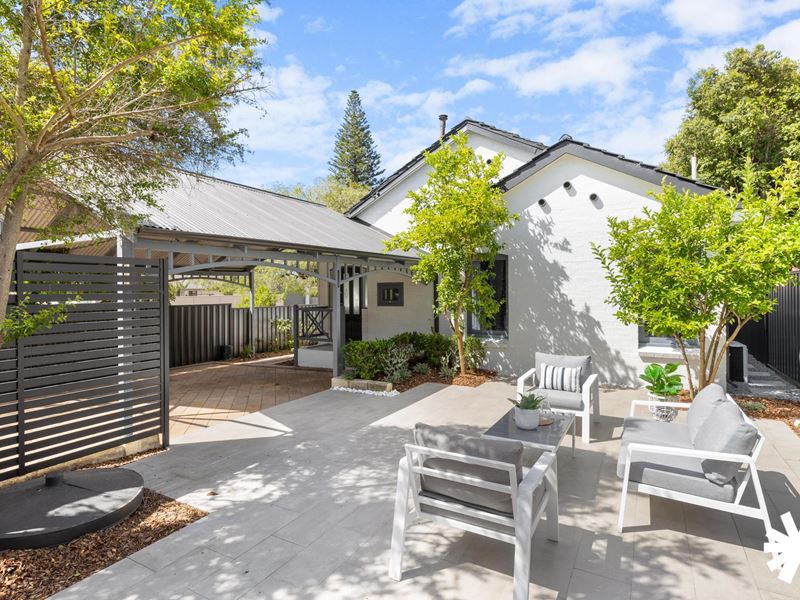 2 Lamb Avenue, Bentley