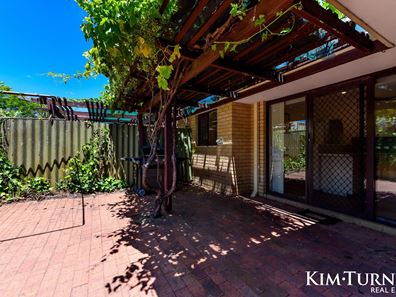 4/91 Clydesdale Street, Como WA 6152