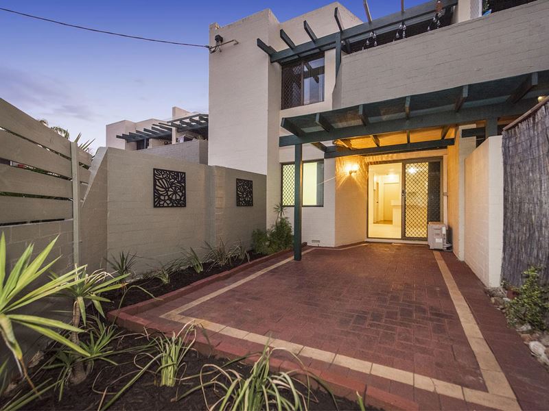2/6 Heppingstone Street, South Perth