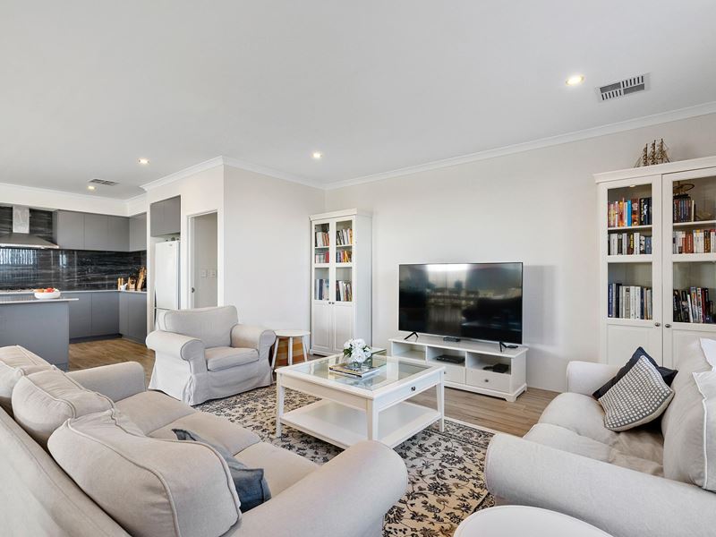 135 Hawksbill Drive, Alkimos