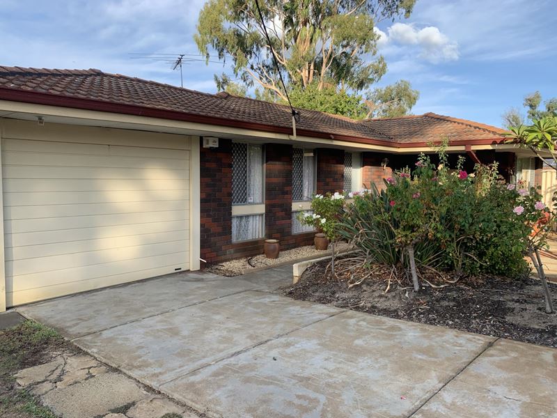 10 Moss St, Huntingdale