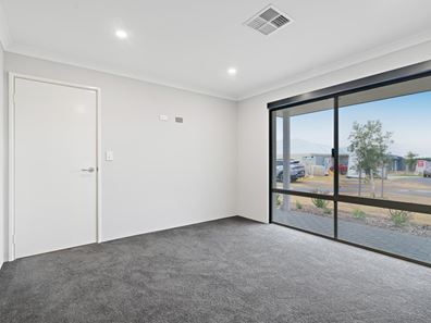 6 Wylie Vista, Mandogalup WA 6167