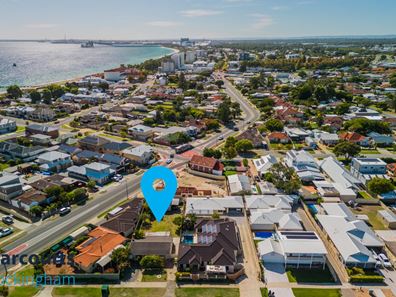 4 William Street, Rockingham WA 6168