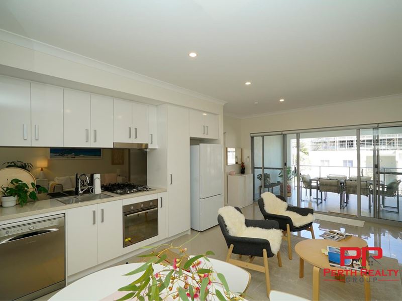 8/18 Nautilus Crescent, Scarborough