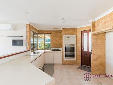 5 Beagle Place, Port Kennedy WA 6172