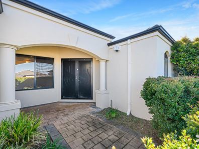 33 Shallcross Street, Yangebup WA 6164