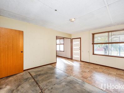 11 Wenn Road, Singleton WA 6175