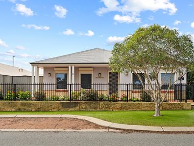 6 Kingaroy Dr, Baldivis WA 6171