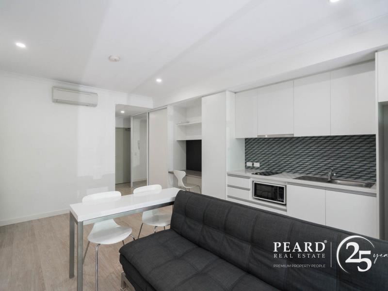 11/10 Quarry Street, Fremantle