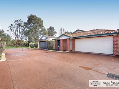 4/7 Barfield Rd, Hammond Park WA 6164