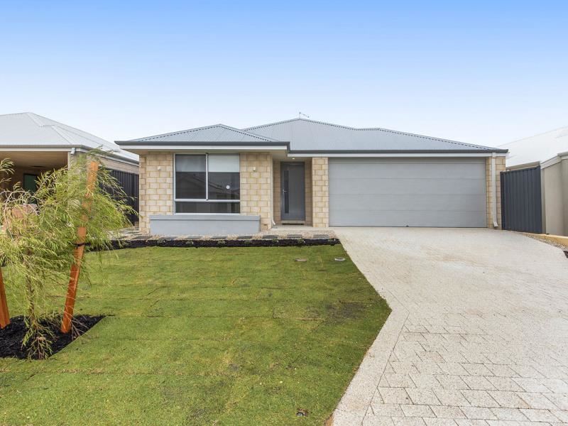 12 Pennina Grove, Meadow Springs