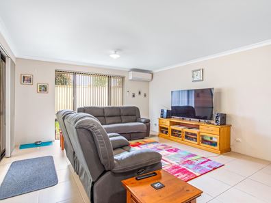 40 Parkfield Road, Kelmscott WA 6111