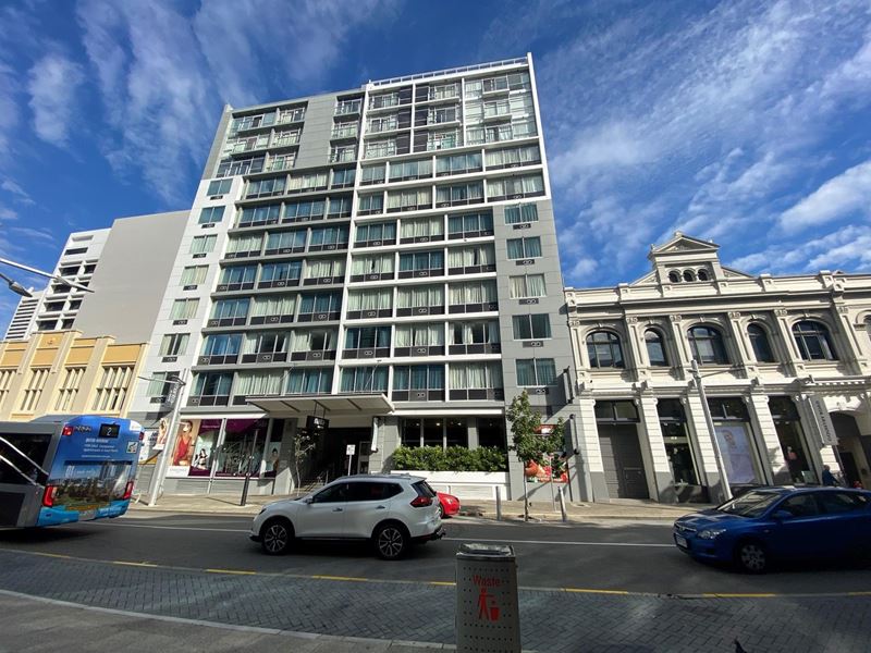 1007/305 Murray Street, Perth