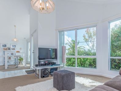 6A Biscay Close, Ocean Reef WA 6027