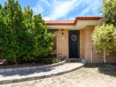 19 Cowrie Court, Waikiki WA 6169