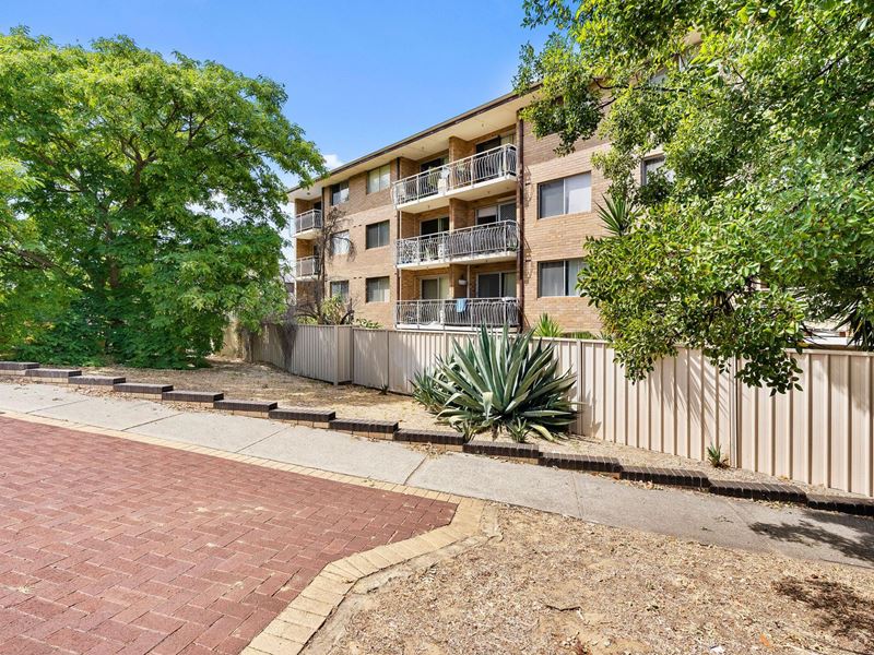 7/209 WALCOTT STREET, North Perth