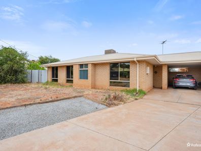 16a Jarvis Place, Hannans WA 6430