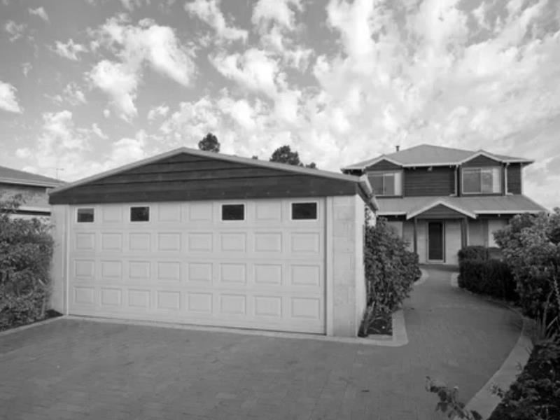 4B Merindah Meander, Falcon