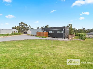 9 Bylund Way, Mckail WA 6330