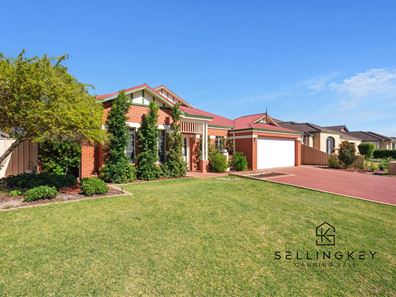 17 Fawcett Crescent, Canning Vale WA 6155