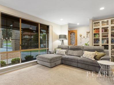 12 Woodview Court, Edgewater WA 6027