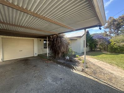 8 Richardson Street, Gnowangerup WA 6335